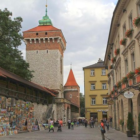 Attractive Apartment Oldtown Near Thetrain Station Краків Екстер'єр фото