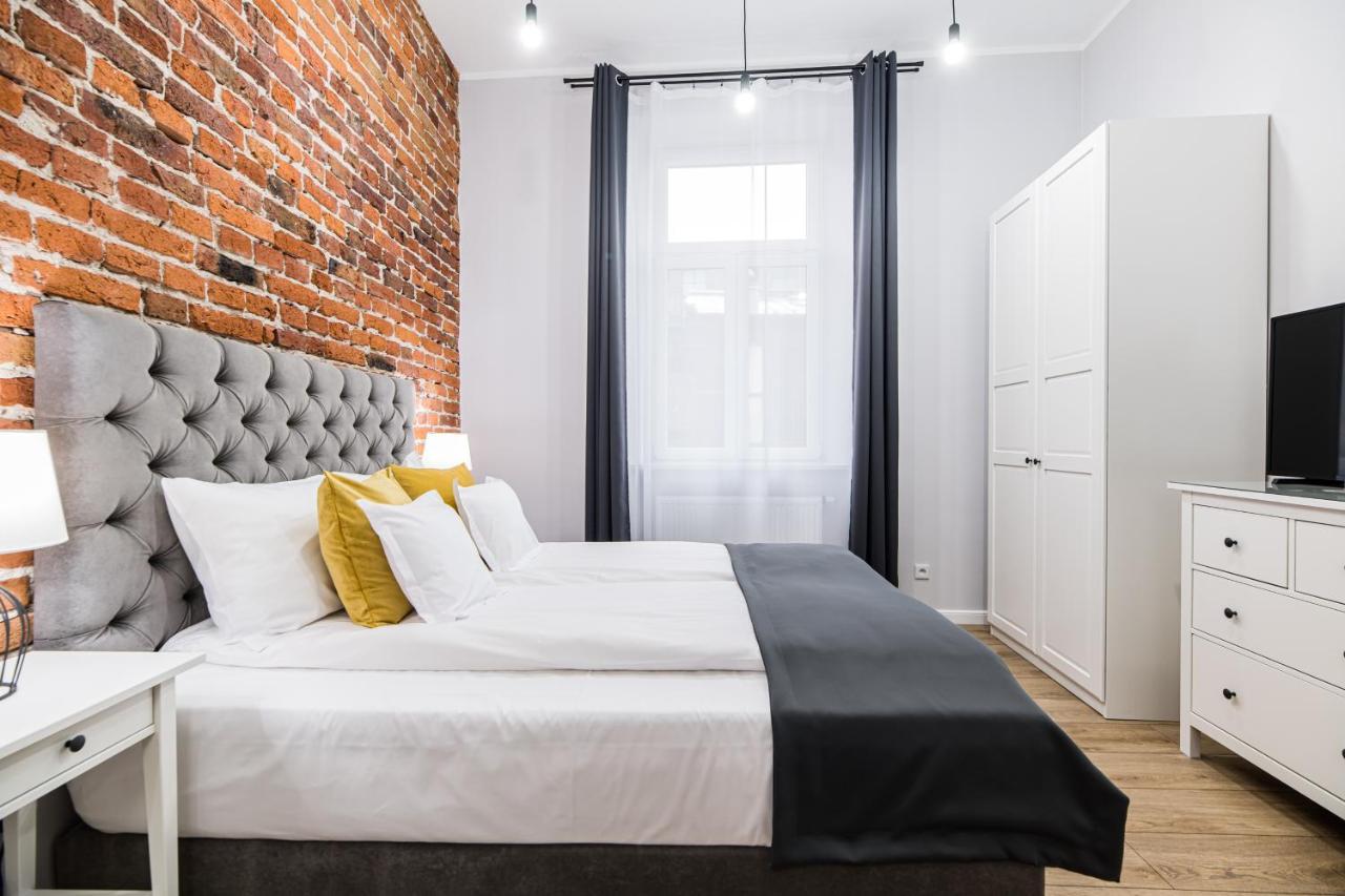 Attractive Apartment Oldtown Near Thetrain Station Краків Екстер'єр фото